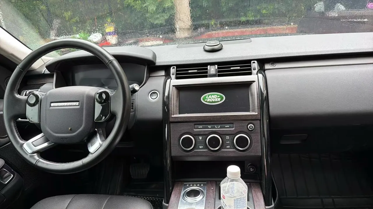 Land Rover Discovery (Imported) 2020 Discovery 53.0 T V6 SE Automatic Gear 2