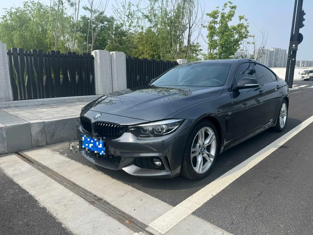 Open image lightbox: BMW 4 Series (Imported) 2020 425i Four-Door Coupe 2.0T M Sports Obsidian Night Edition Automatic Gear