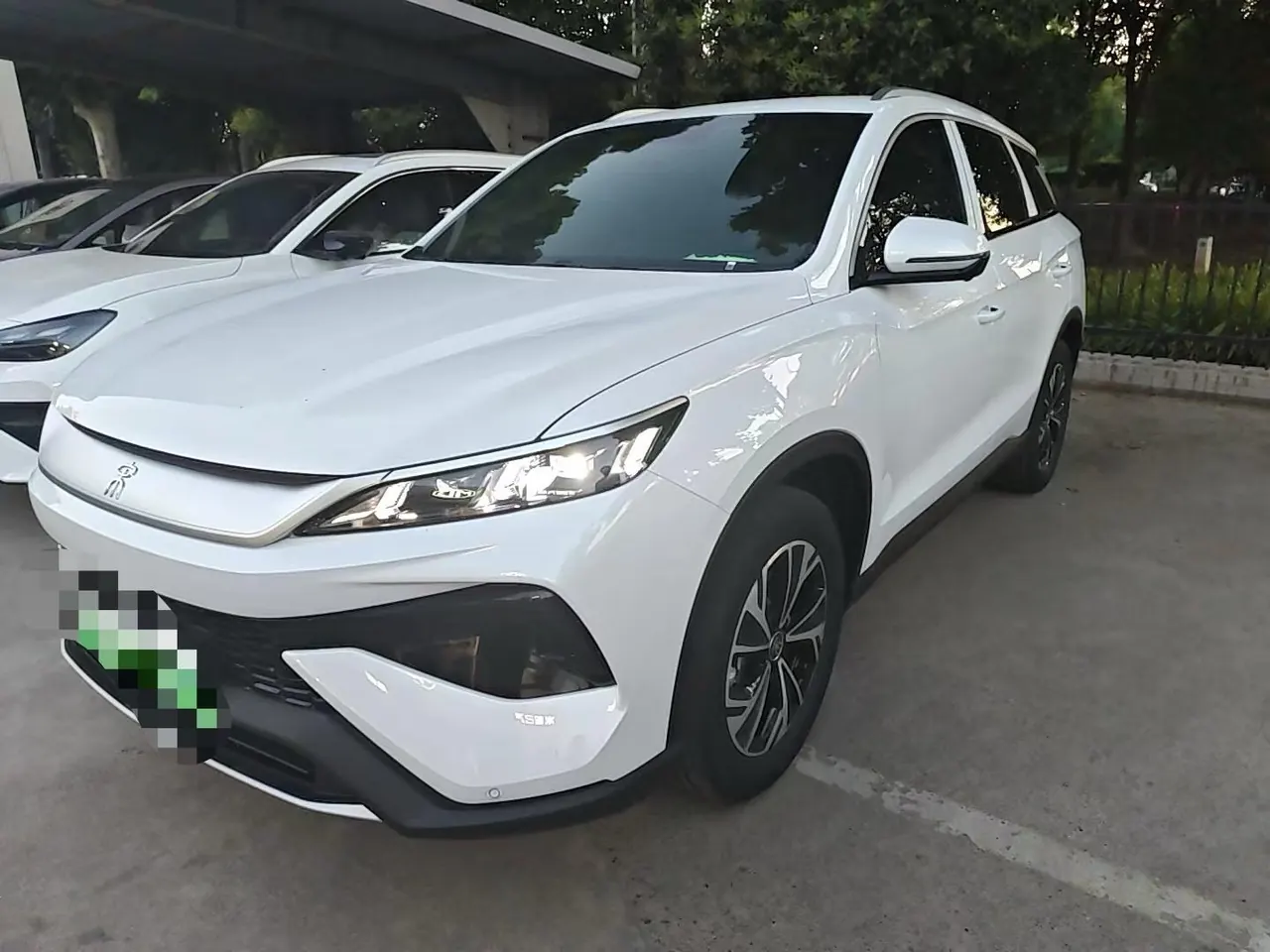 BYD Song Pro New Energy 2026 Song Pro DM-i 1.5 Stepless Flying Edition 220KM Exceed Automatic Gear - View 1