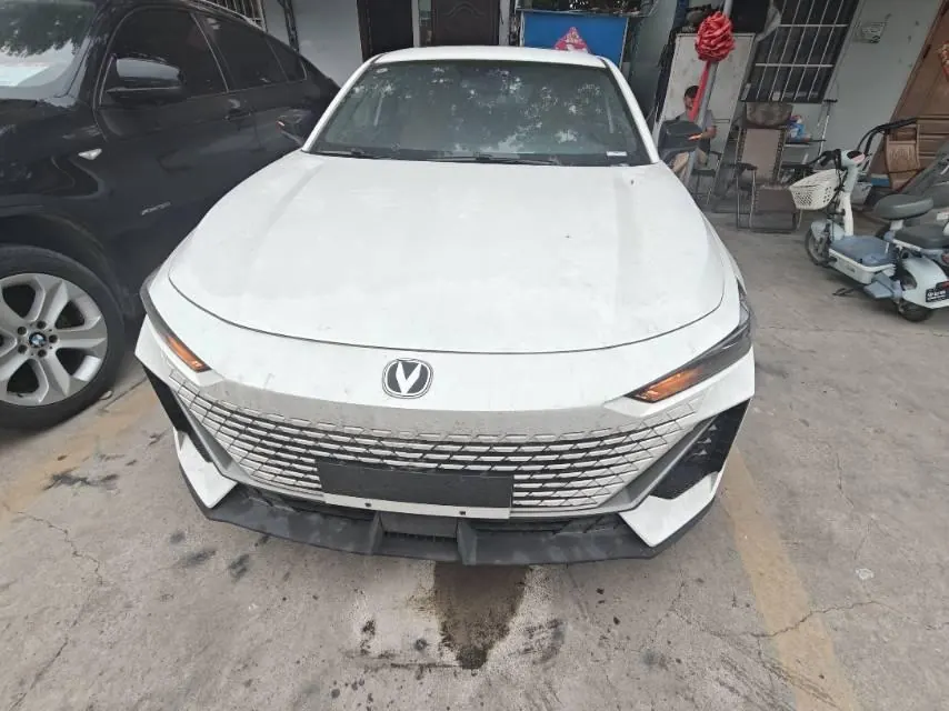 ChangAn 2023 UNI-V Smart Electric iDD 1.5T 113km Smart Fun (Fast Edition) Automatic Gear 3