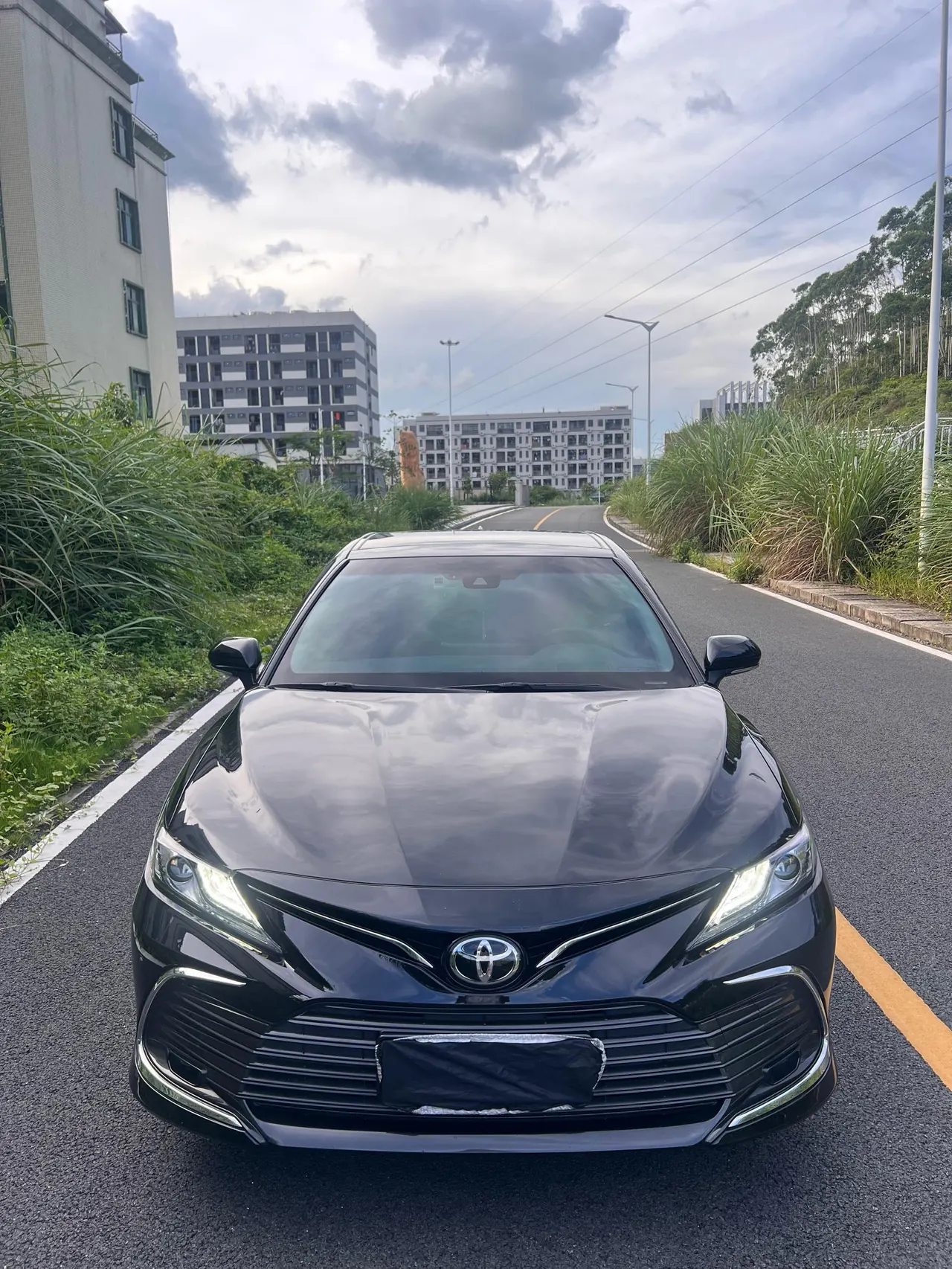 Toyota 2021 Camry 2.5G Deluxe Edition Automatic Gear 2