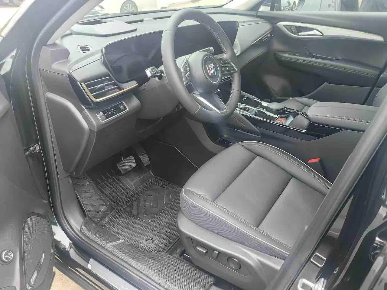 Buick 2026 Angkewei Plus 2.0T 28T Two-Drive Platinum Edition Automatic Gear 2
