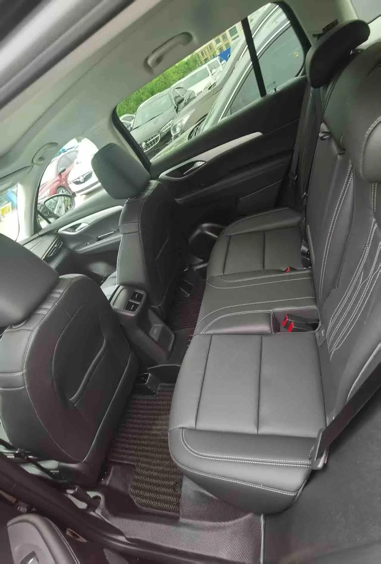 Buick 2026 Angkewei Plus 2.0T 28T Two-Drive Platinum Edition Automatic Gear 4