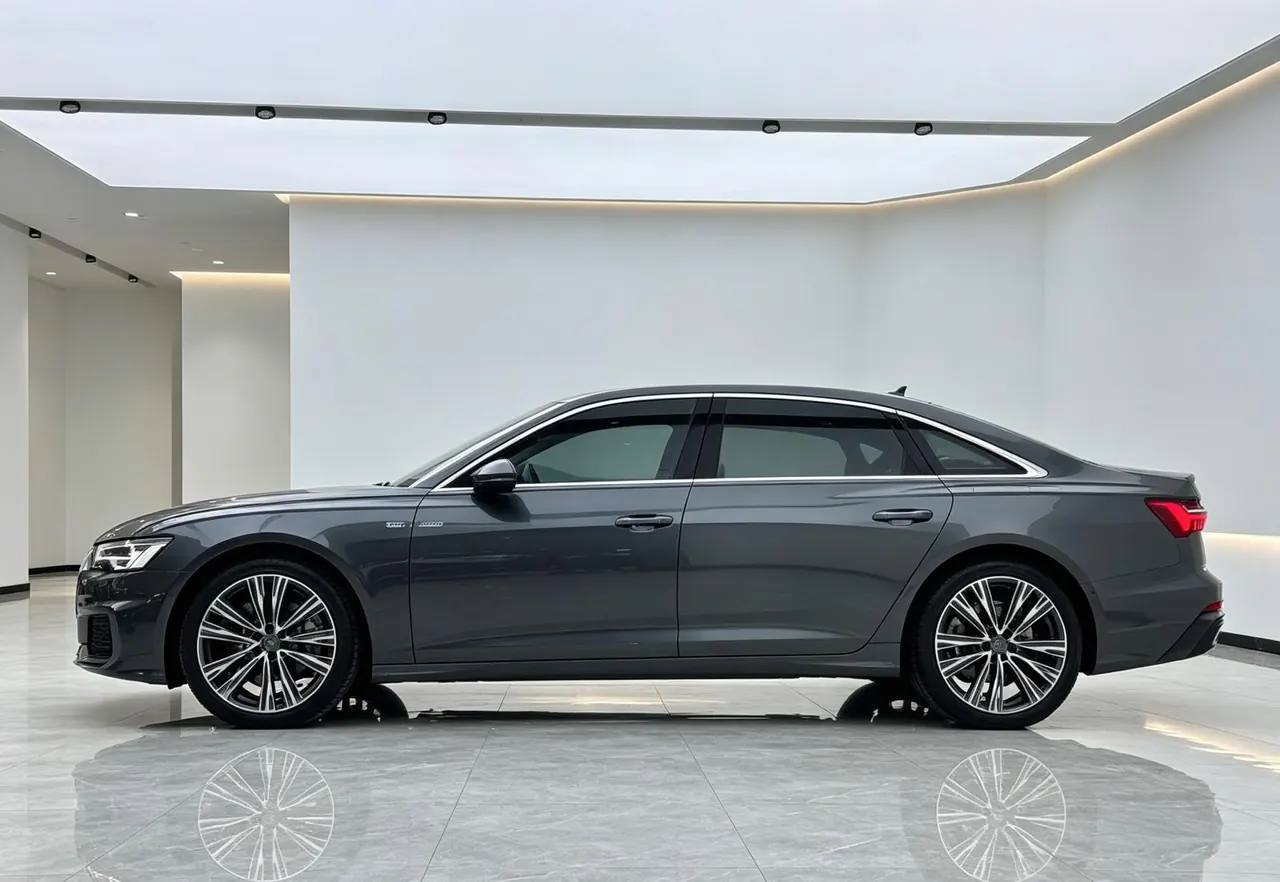 Audi 2021 A6L 2.0TFSI 45TFSI Quattro Selected Elegant Automatic Gear 5