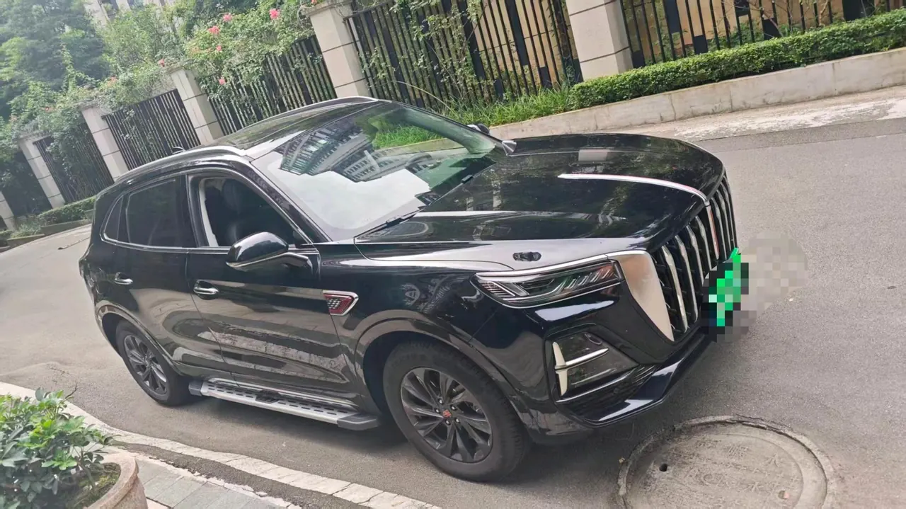 HongQi 2023 HS5 2.0T Flag Enjoy Pro Edition Automatic Gear 2