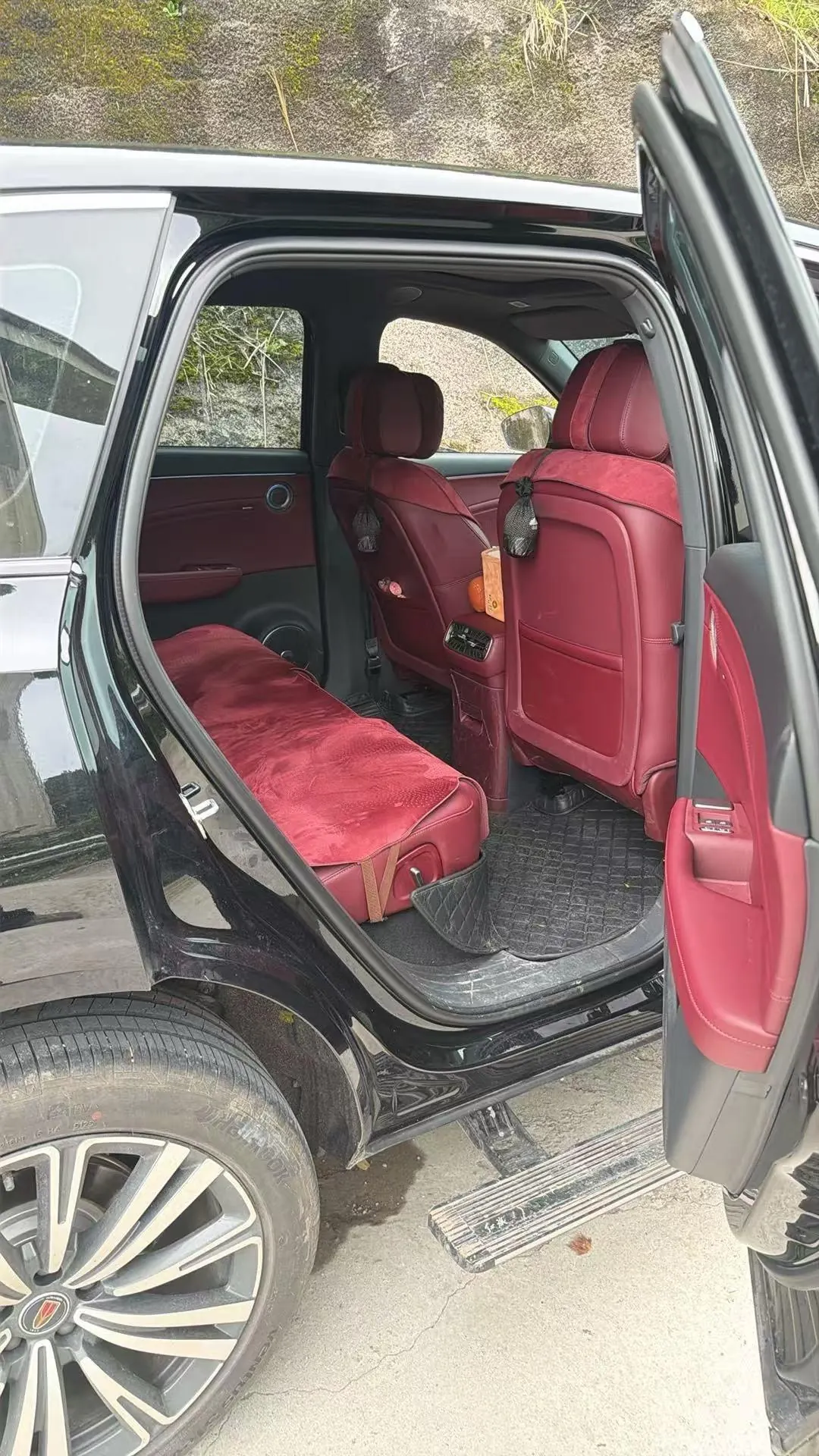 HongQi 2026 HS6 PHEV 1.5T 240 Smart Hybrid Automatic Gear 6