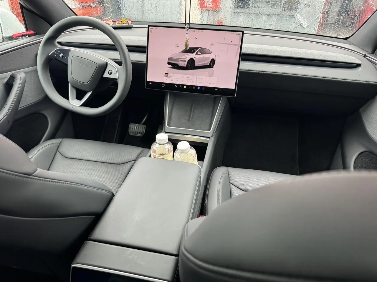 Tesla 2026 Model Y Rear-Wheel-Drive Automatic 4