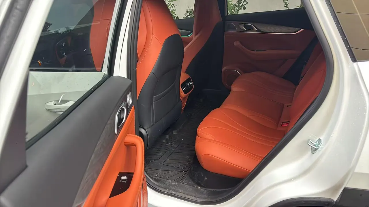 Geely Galaxy 2026 M7 Yuanhang Home 1.5 225km Discovery Edition Automatic Gear 5