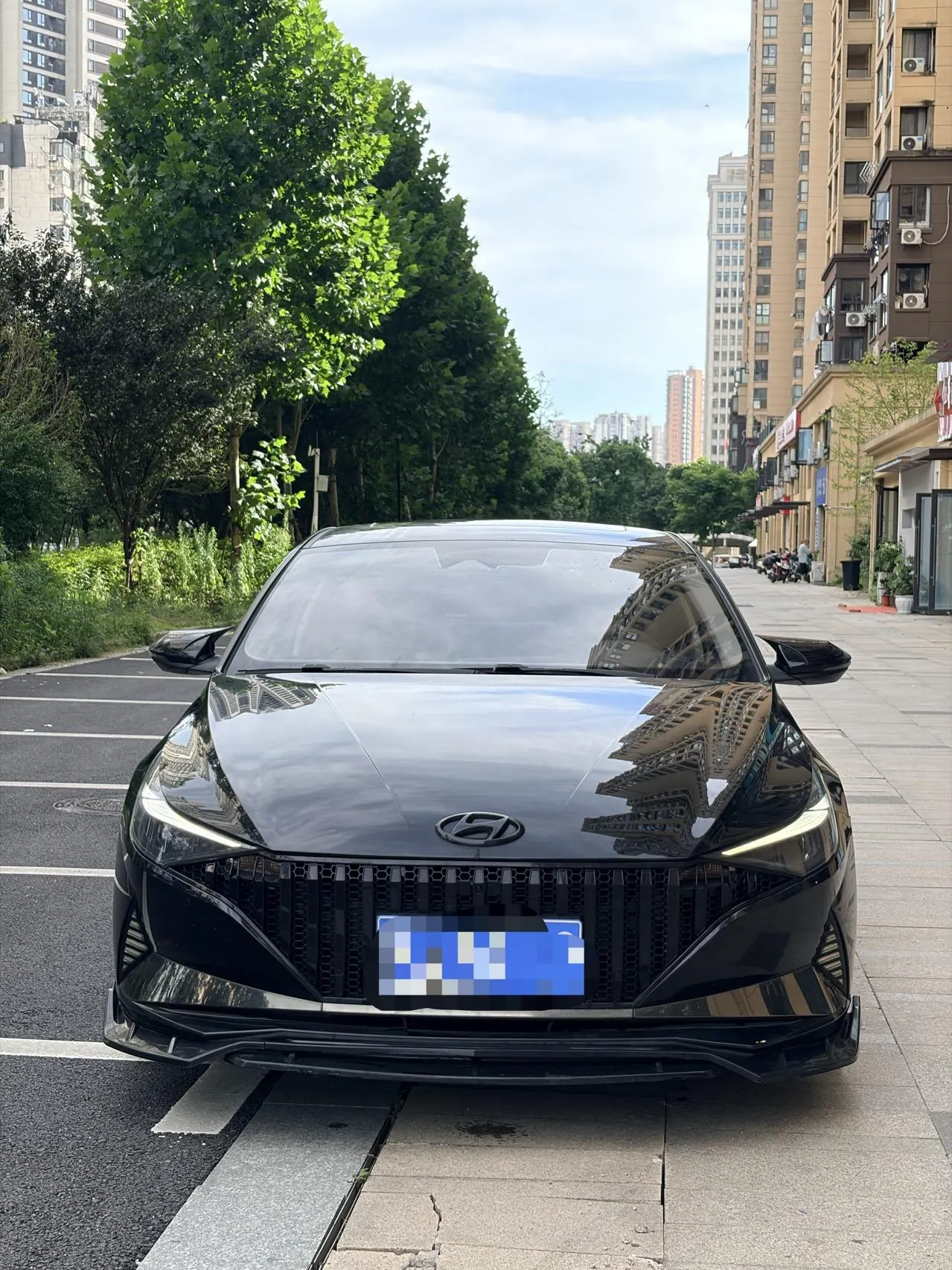 Hyundai 2021 Elantra -3-compartment 1.5 stepless LUX premium automatic gear 2