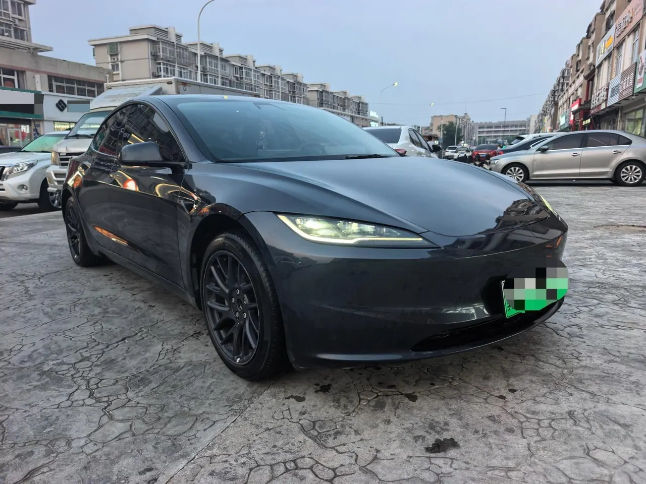 Tesla 2023 Model 3 Rejuvenation Edition Rear Wheel Drive Automatic Transmission 2