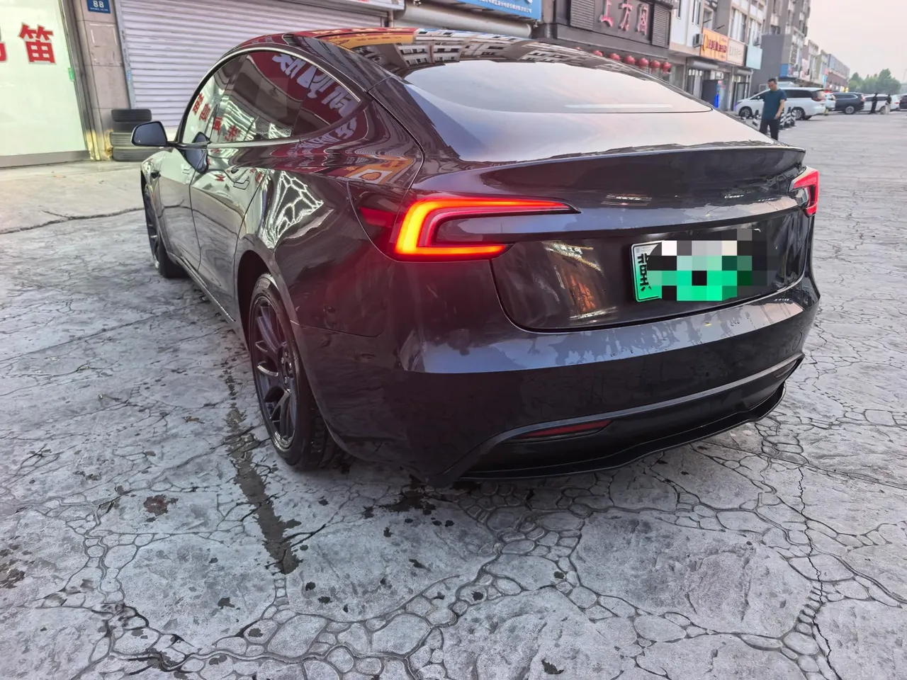 Tesla 2023 Model 3 Rejuvenation Edition Rear Wheel Drive Automatic Transmission 3