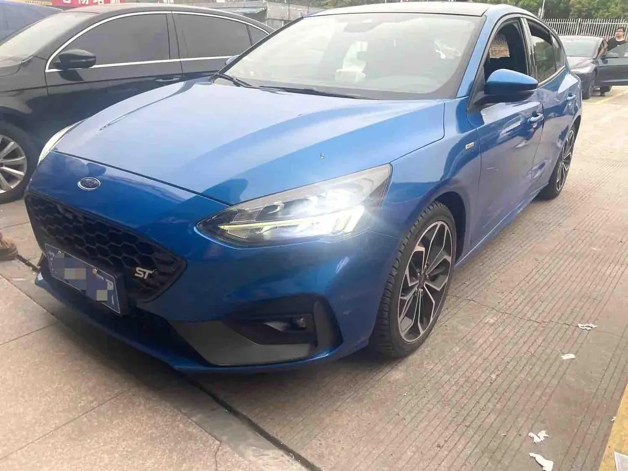Open image lightbox: Ford 2021 Fox-hatchback 1.5T EcoBoost 180 ST Line Automatic