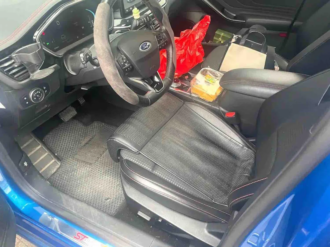 Ford 2021 Fox-hatchback 1.5T EcoBoost 180 ST Line Automatic 3