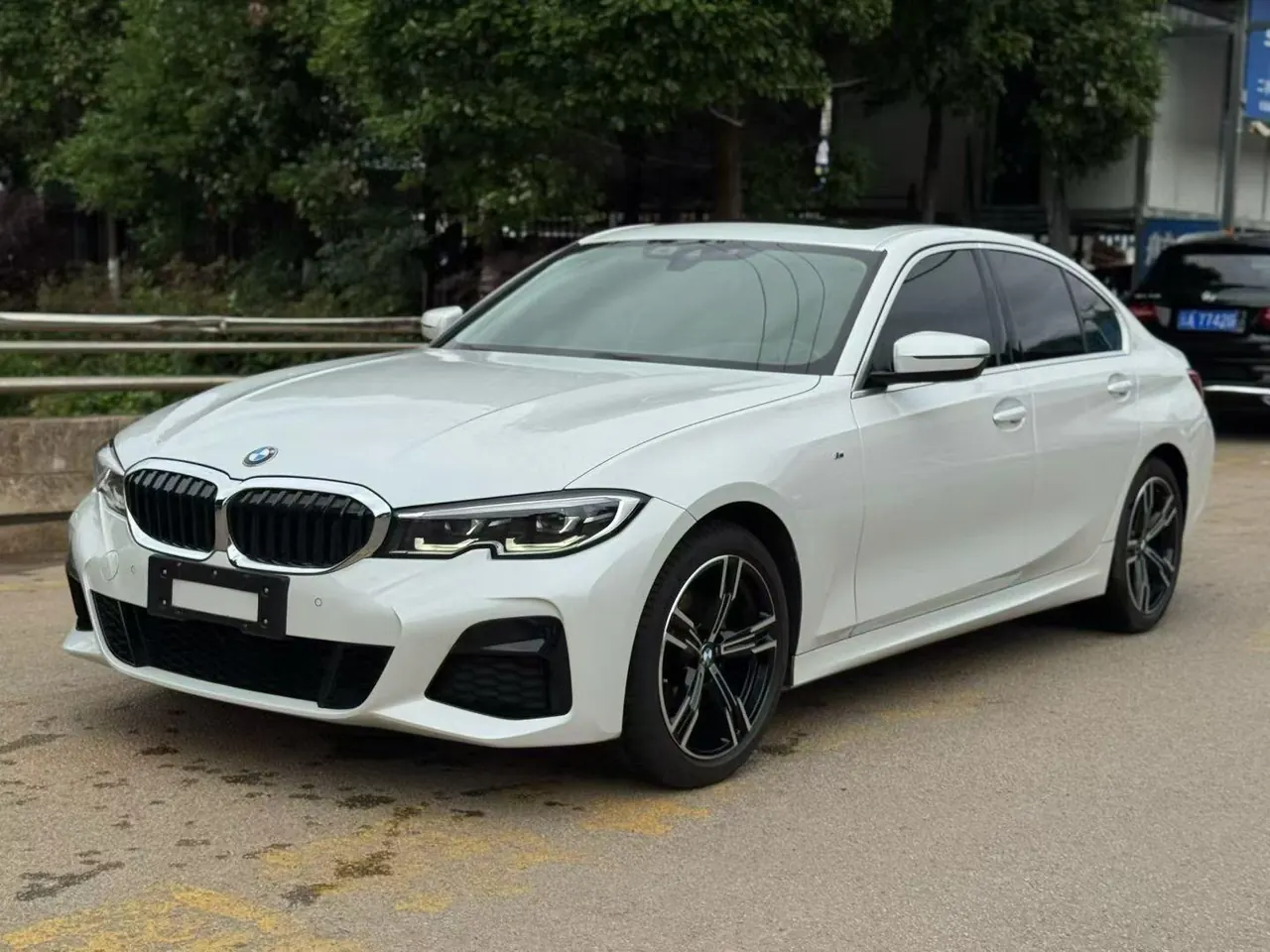 BMW 3 Series 2022 320Li 2.0T M Sports Suit (Modified) Automatic Gear - View 1