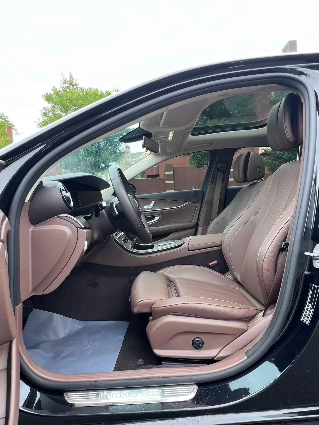 Mercedes Benz E Class 2021 E 260 L 48V 1.5T Automatic 3
