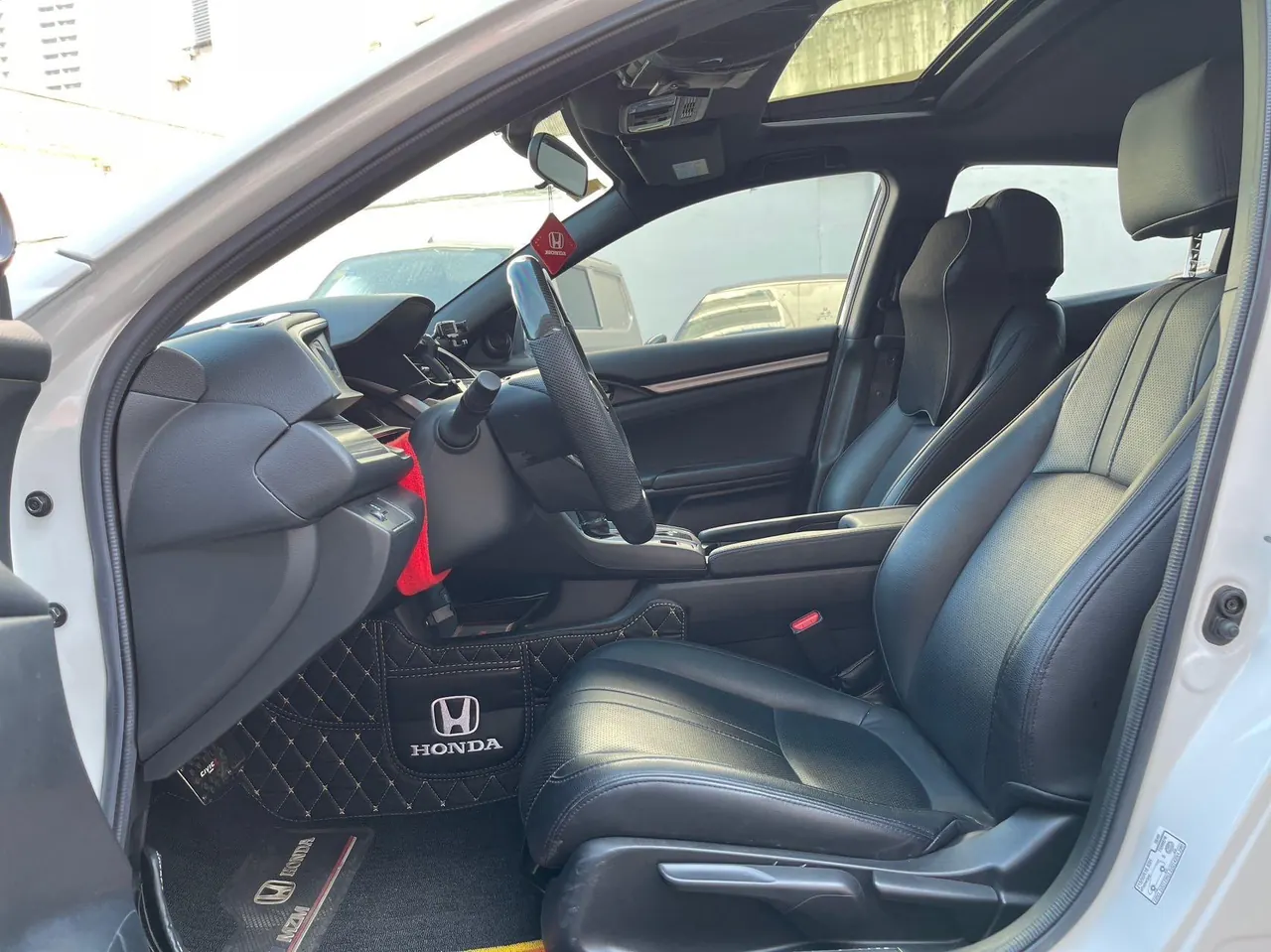 Honda 2021 Civic Hatchback 1.5T Stepless 220TURBO New Sharp Control Automatic Gear 3