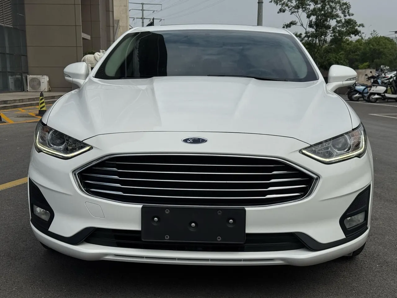 Ford 2020 Mondeo 1.5T EcoBoost 180 Fashion Automatic 2