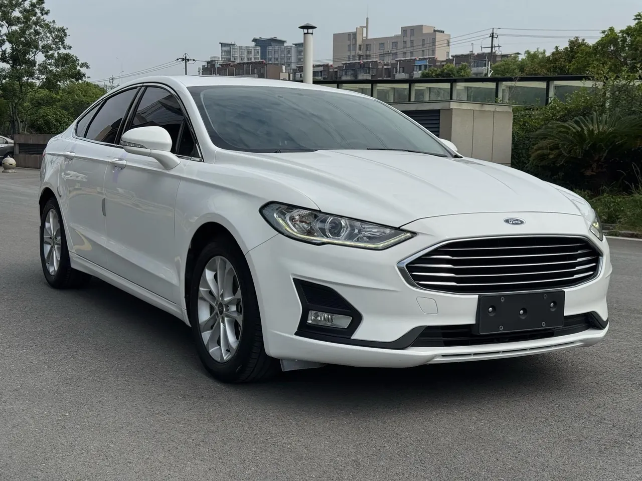 Ford 2020 Mondeo 1.5T EcoBoost 180 Fashion Automatic 3