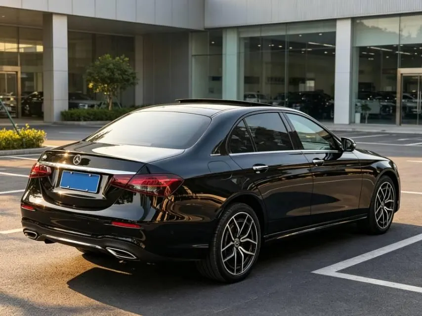 Mercedes Benz E-Class (Imported) 2022 E 300 2.0T Luxury Sports Edition Automatic Gear 4
