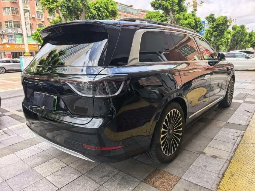 AITO 2025 AITO M9 extended range Ultra version 52kWh5 seat version automatic gear 6