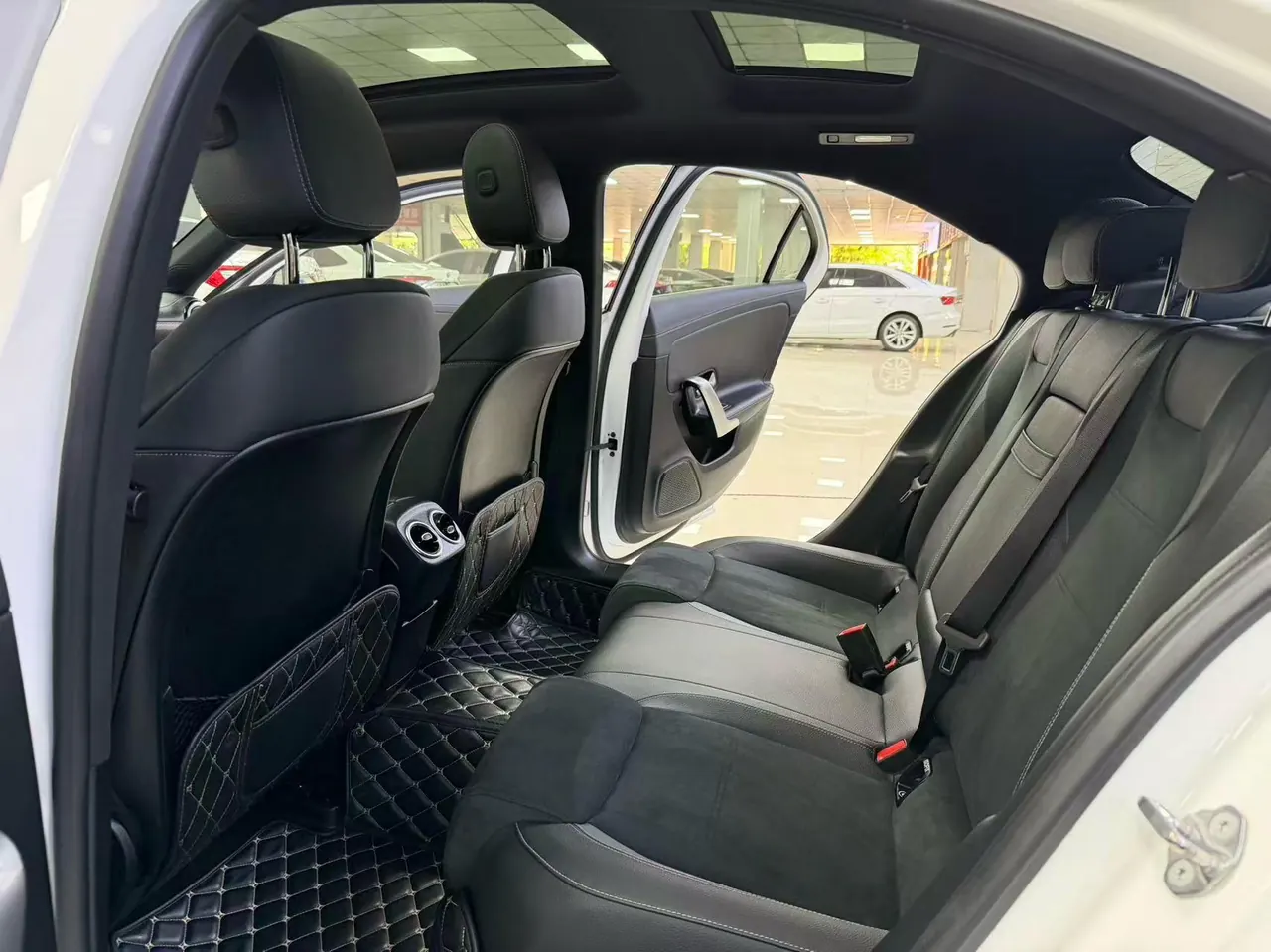 Mercedes Benz Class A 2020 A 200 L 1.3T Fashion (Modified) Automatic Gear 6