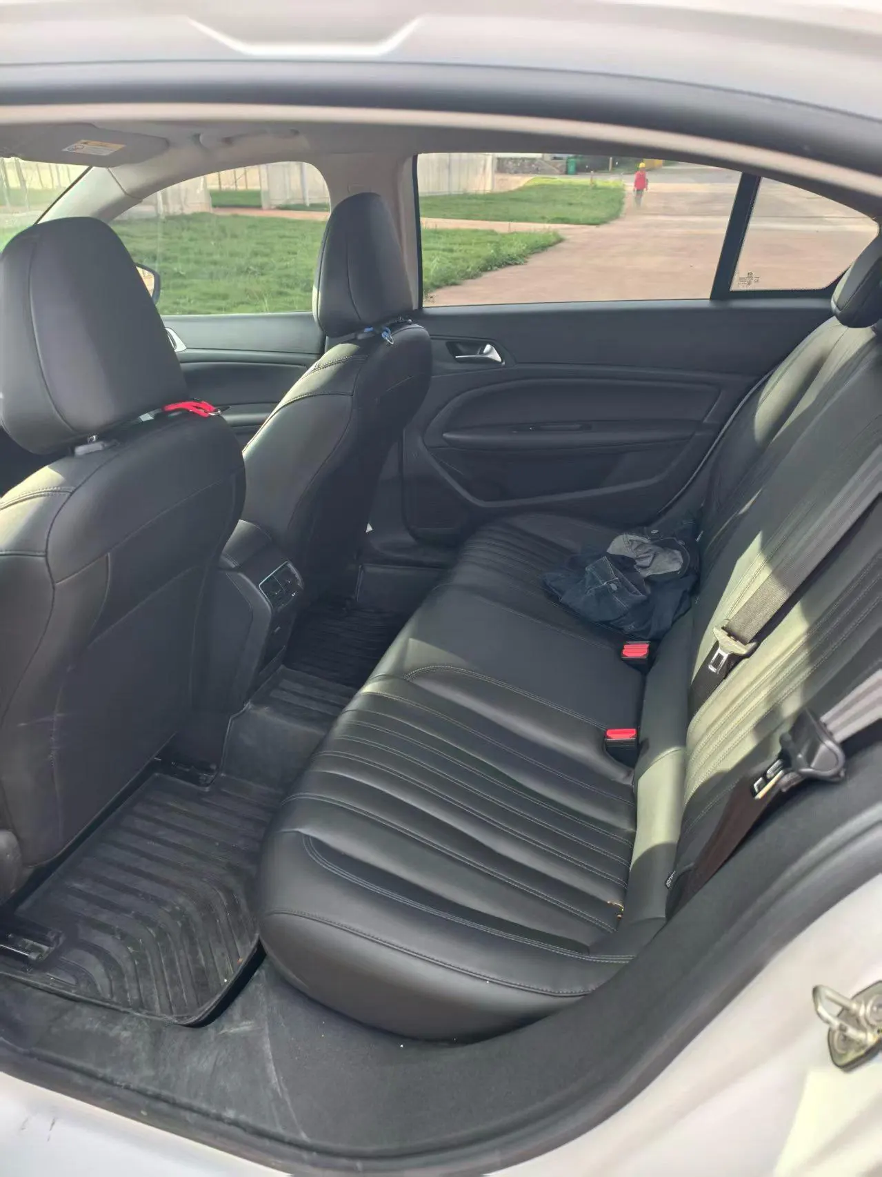 Peugeot 2022 408 1.6T Light Edition Automatic Gear 4