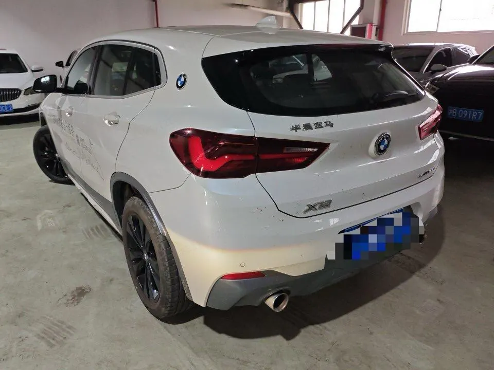 BMW 2023 X2 sDrive25i 2.0T M Sport Package Automatic 5