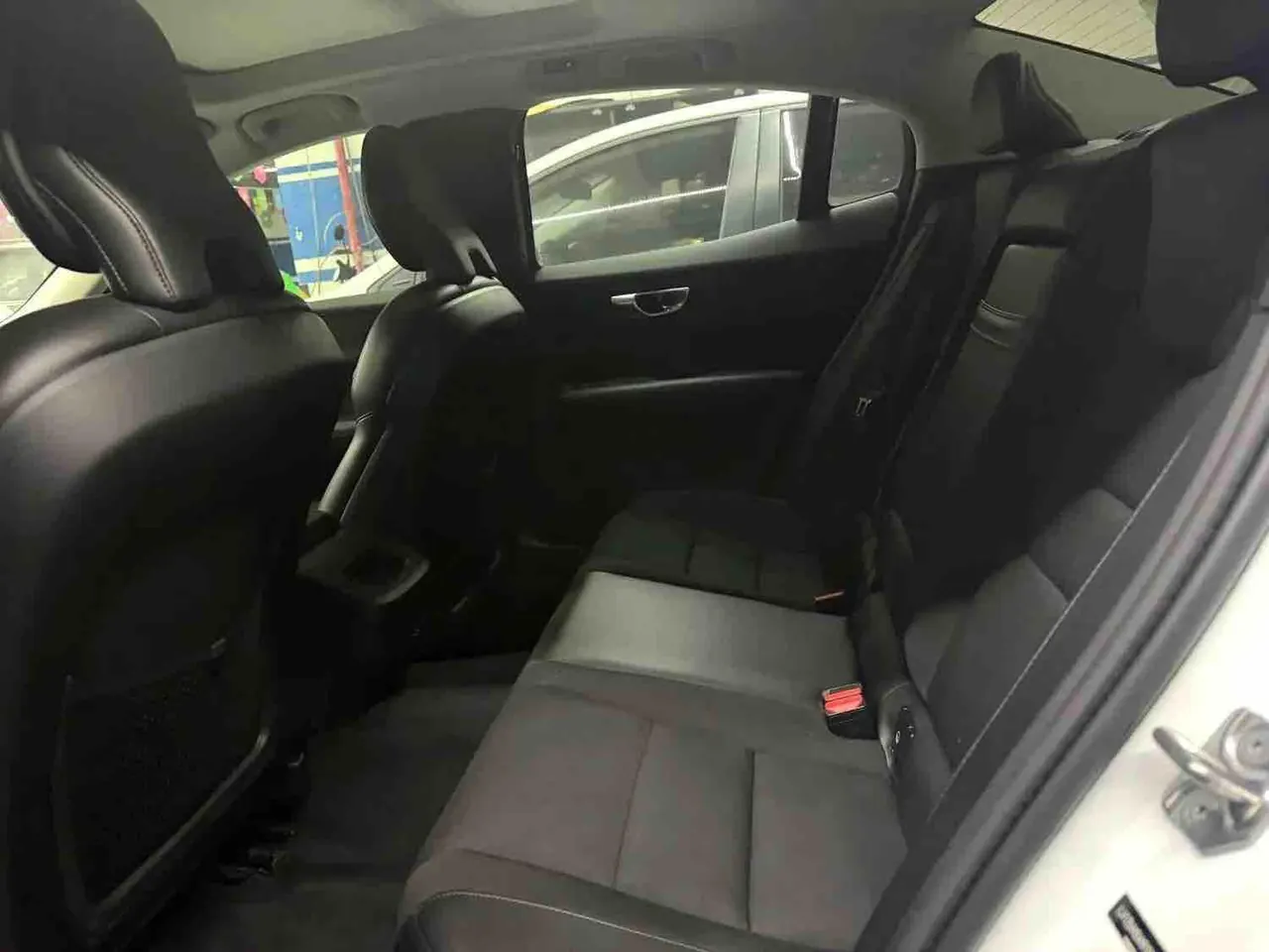 Volvo 2021 S60 2.0T T3 Zhixing Deluxe Edition Automatic Gear 4