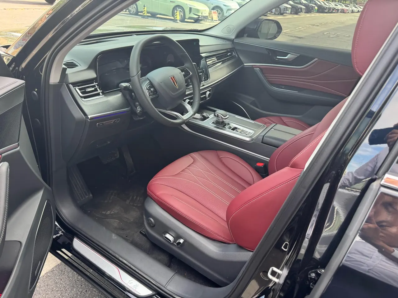 HongQi 2025 HS5 2.0T Two-Drive Xuan Ying Edition Automatic Gear 8