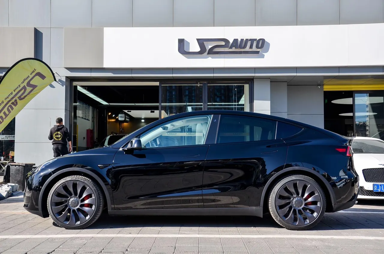 Tesla 2022 Model Y Performance high-performance all-wheel drive version (facelift) automatic gear 3