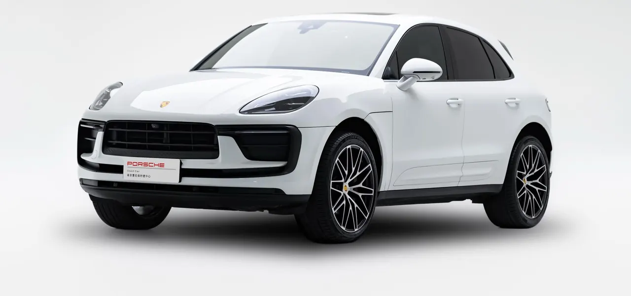 Porsche Macan (Imported) 2022 Macan 2.0T Automatic Gear - View 1