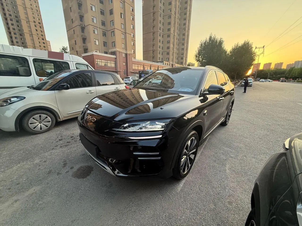 BYD Song PLUS New Energy 2025 Song PLUS EV Smart Driving Edition 605km Flagship Automatic Gear - View 1