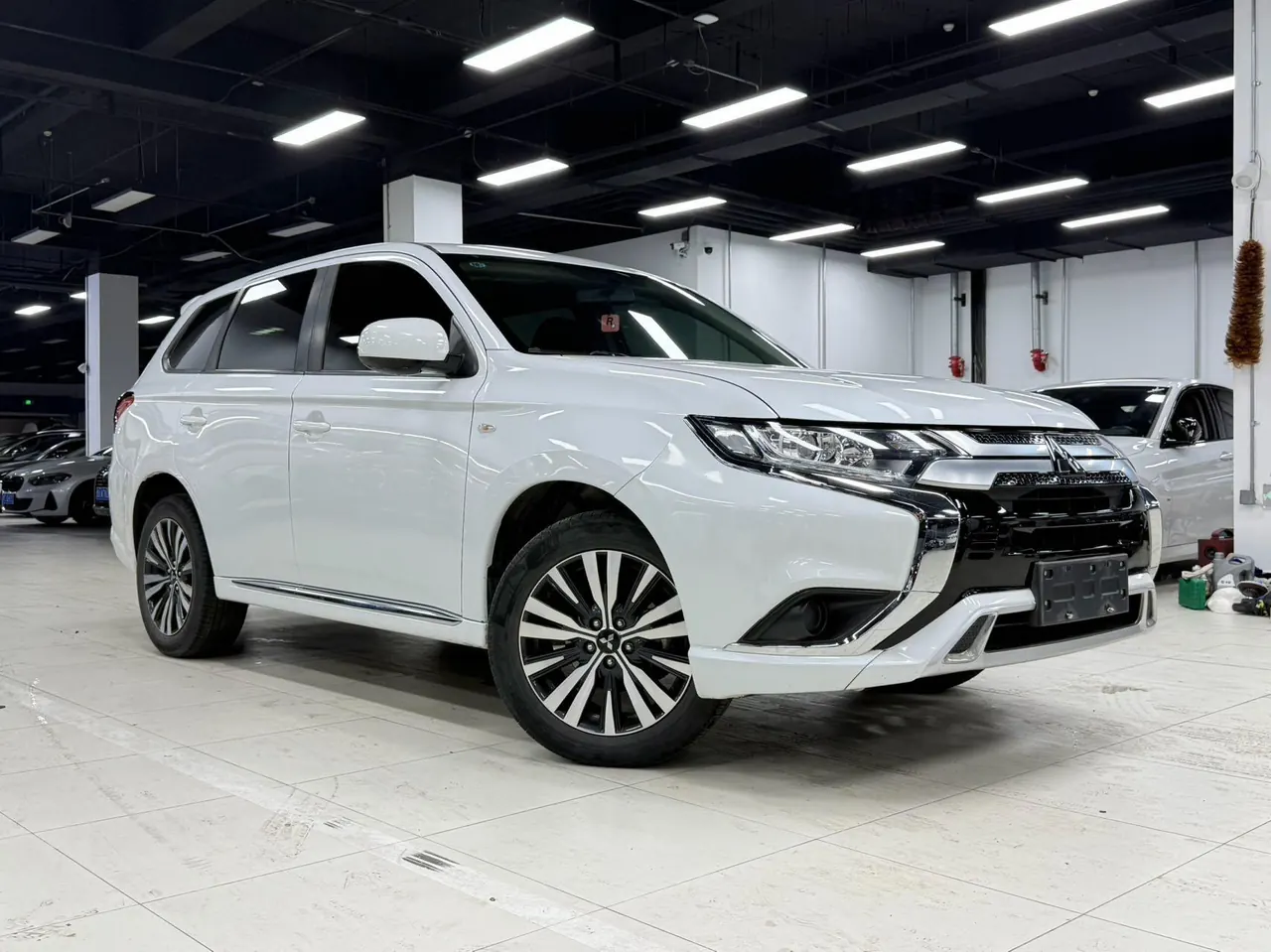 Mitsubishi 2021 Outlander 2.0 Stepless Two-Drive Smooth Edition 5-seat (Changed) Automatic Gear 18