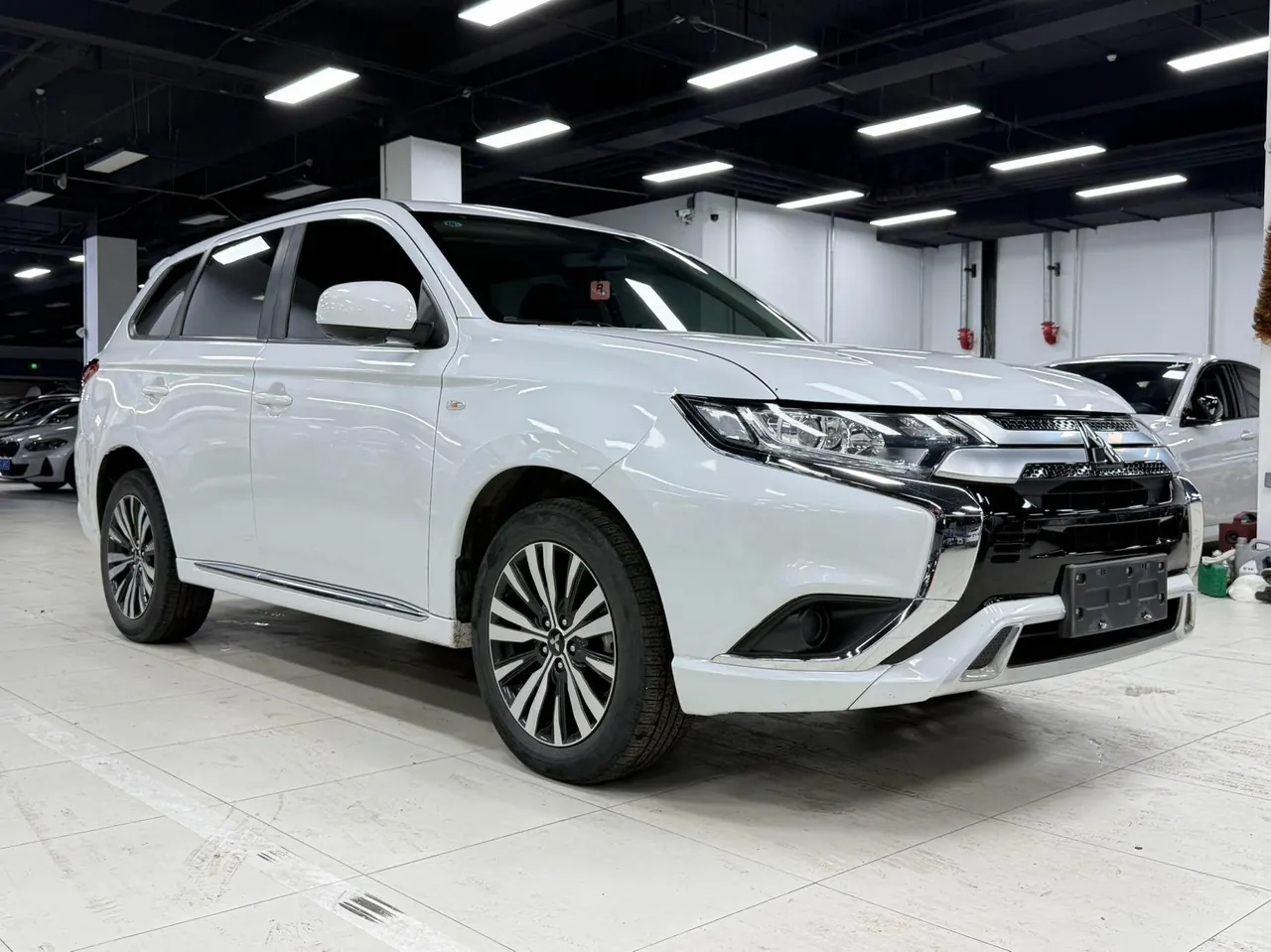 Mitsubishi 2021 Outlander 2.0 Stepless Two-Drive Smooth Edition 5-seat (Changed) Automatic Gear 4