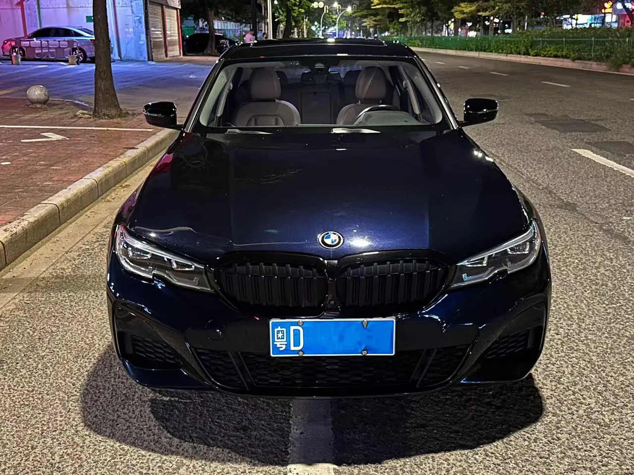 BMW 3 Series 2021 325i 2.0T M Sports Obsidian Night Suit Automatic Gear 2