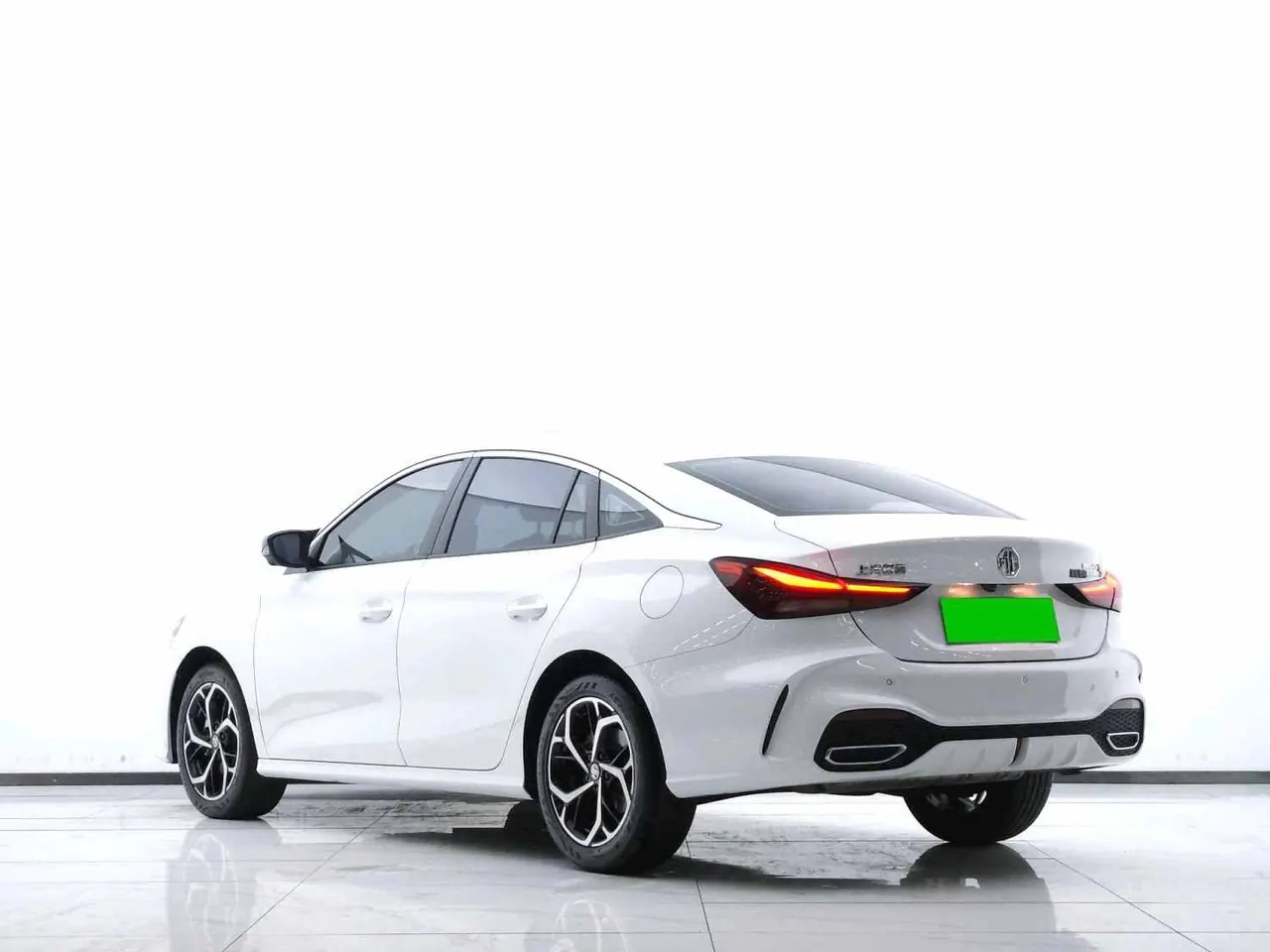 MG 2025 MG5 1.5TGI 300TGI Global Flagship Automatic Gear 4