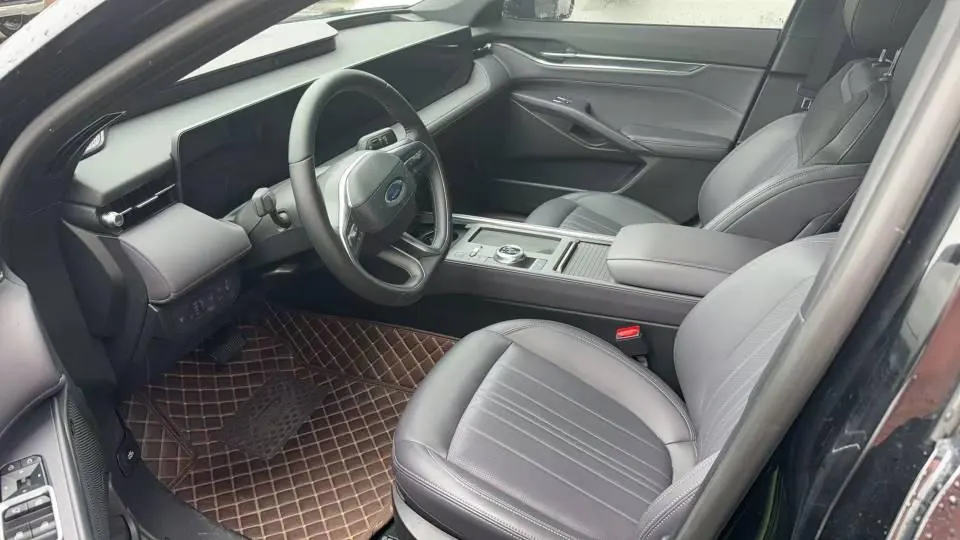 Ford 2025 Mondeo 2.0T EcoBoost Extreme Automatic 3