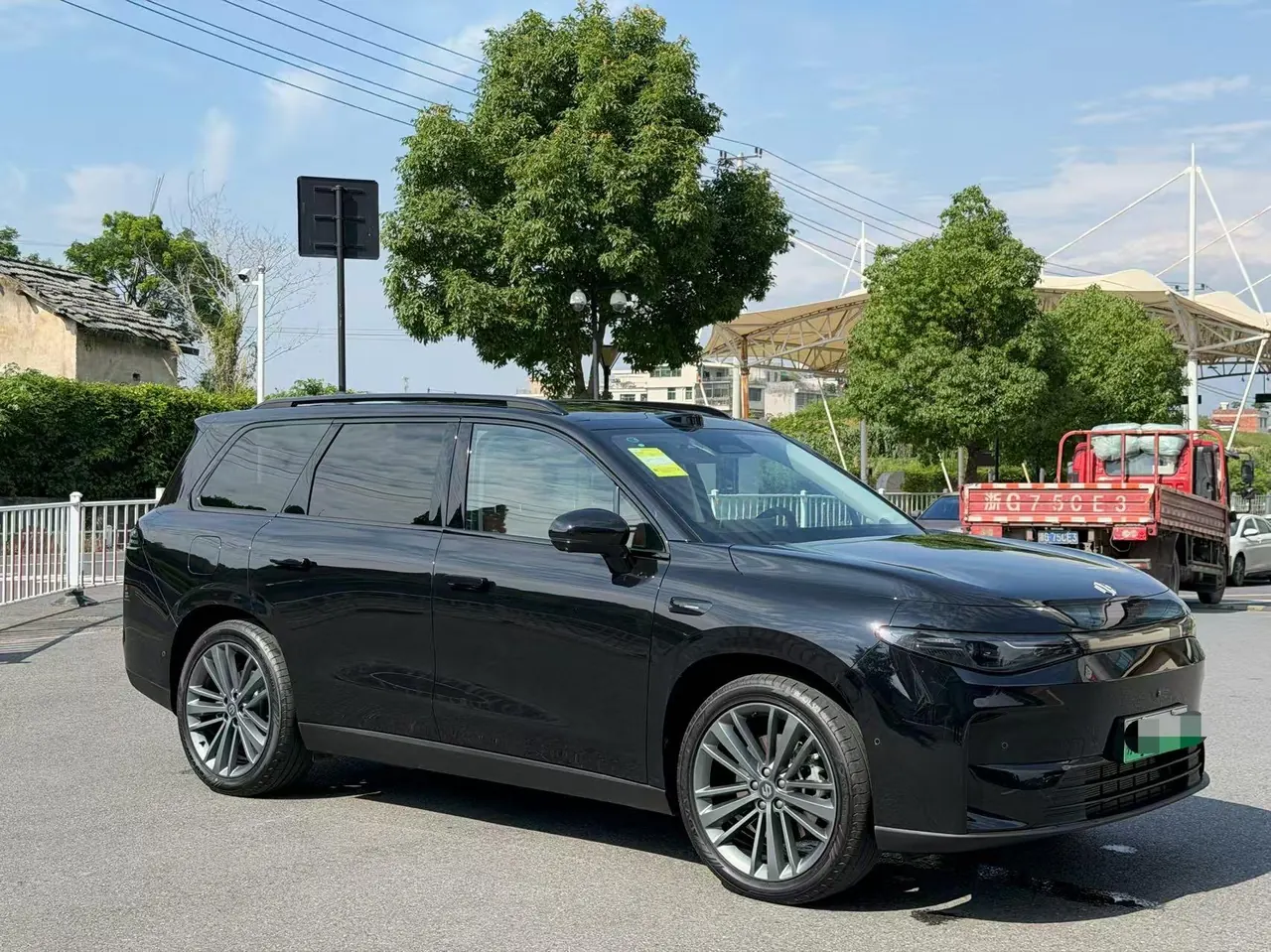 Leapmotor 2026 C 16 280 Laser Radar Zhizun Edition 6-seat Automatic Gear 9