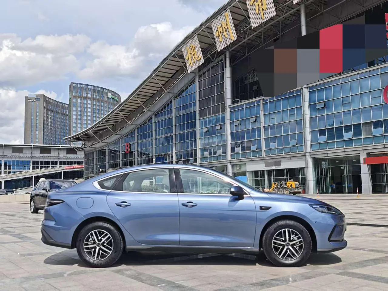 BYD 2025 seals 05 DM-i 1.5 stepless smart driving version 120KM flagship automatic gear 6