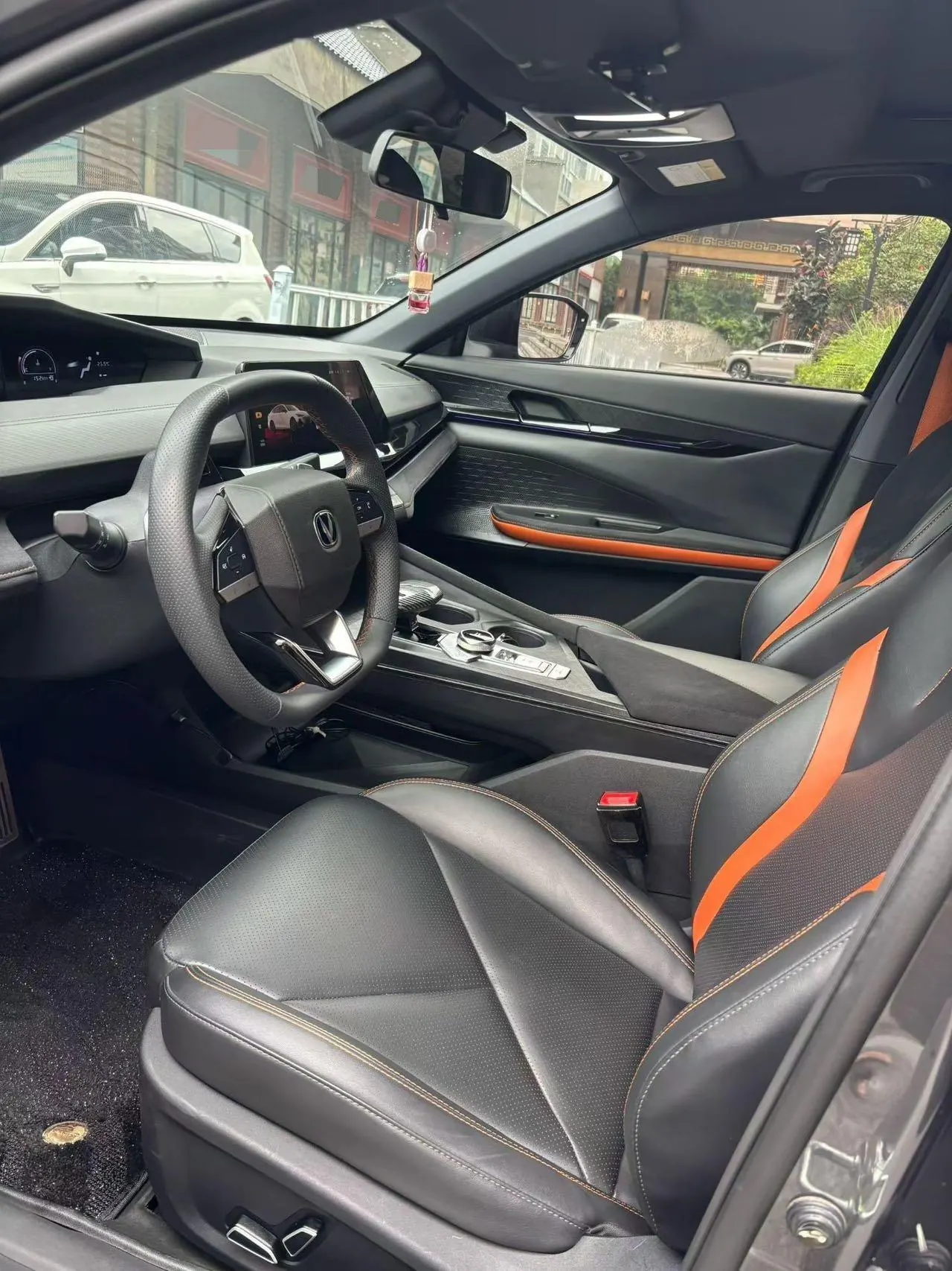ChangAn 2022 UNI-V 1.5T Sports Edition Automatic 4