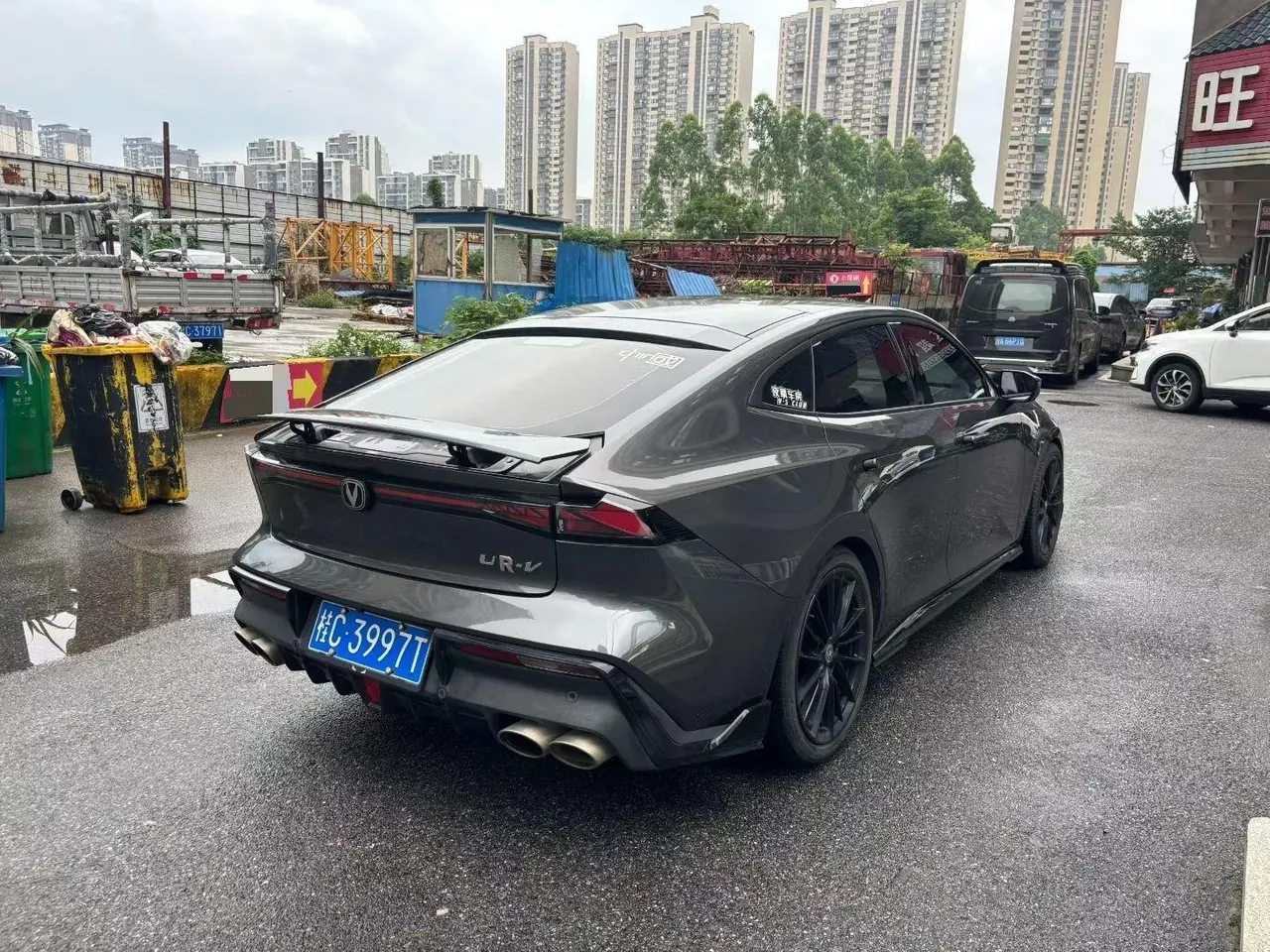ChangAn 2022 UNI-V 1.5T Sports Edition Automatic 9