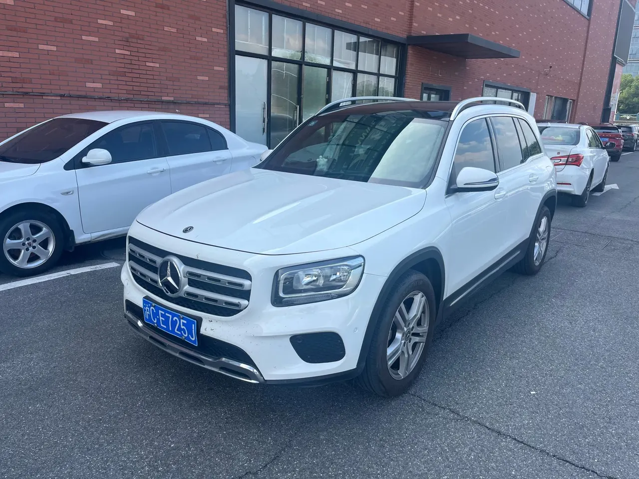 Mercedes Benz 2020 GLB 180 1.3T Fashion Automatic - View 1