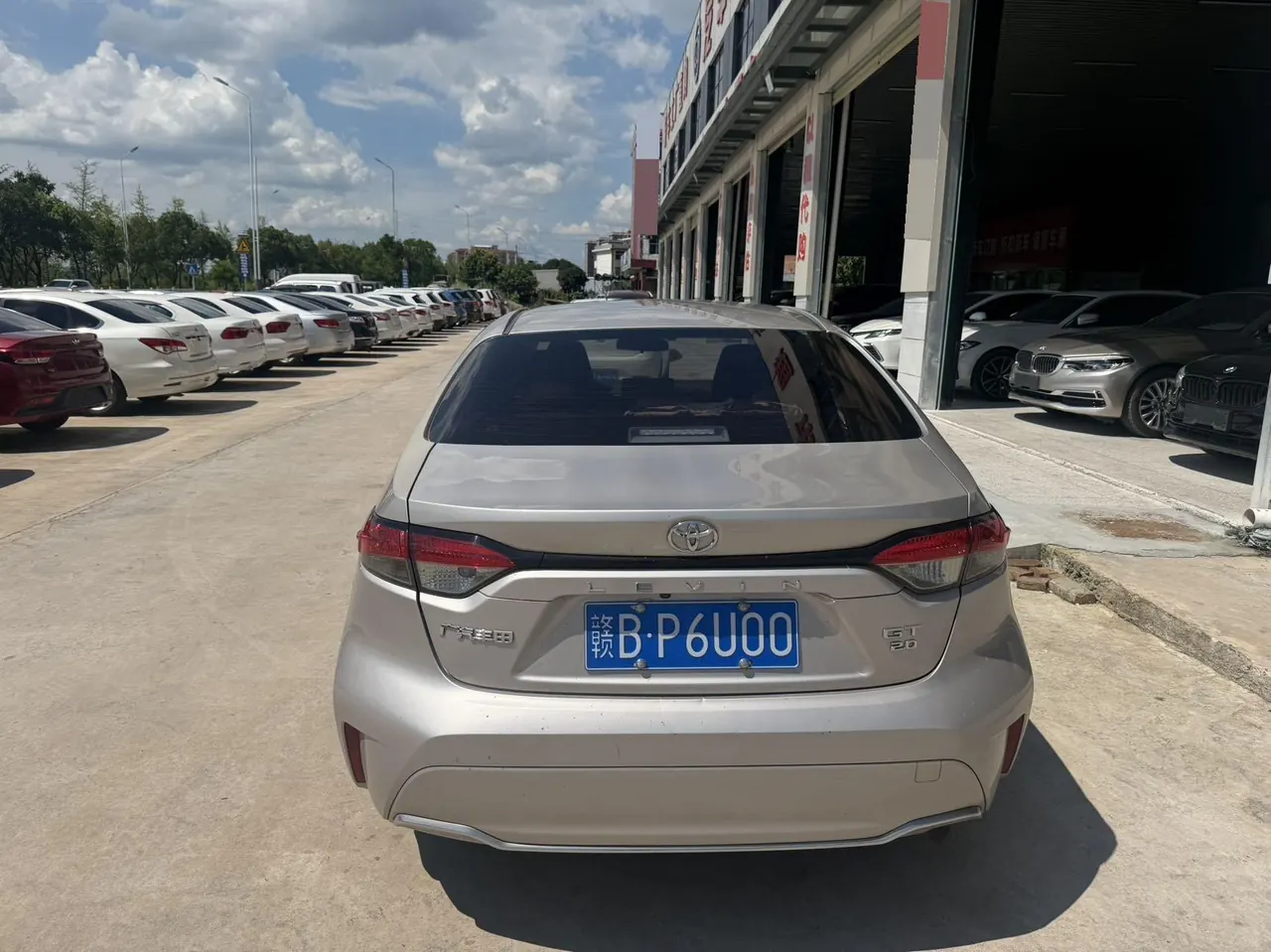 Toyota 2023 Lingshang 2.0 Stepless Distinguished Edition Automatic Gear 8