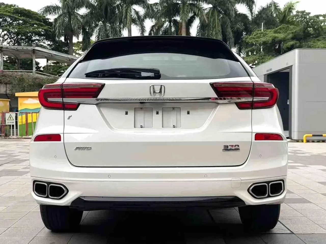 Honda 2020 Crown Road 2.0T 370TURBO Four-wheel Drive Extreme Edition Two-color Automatic Gear 6