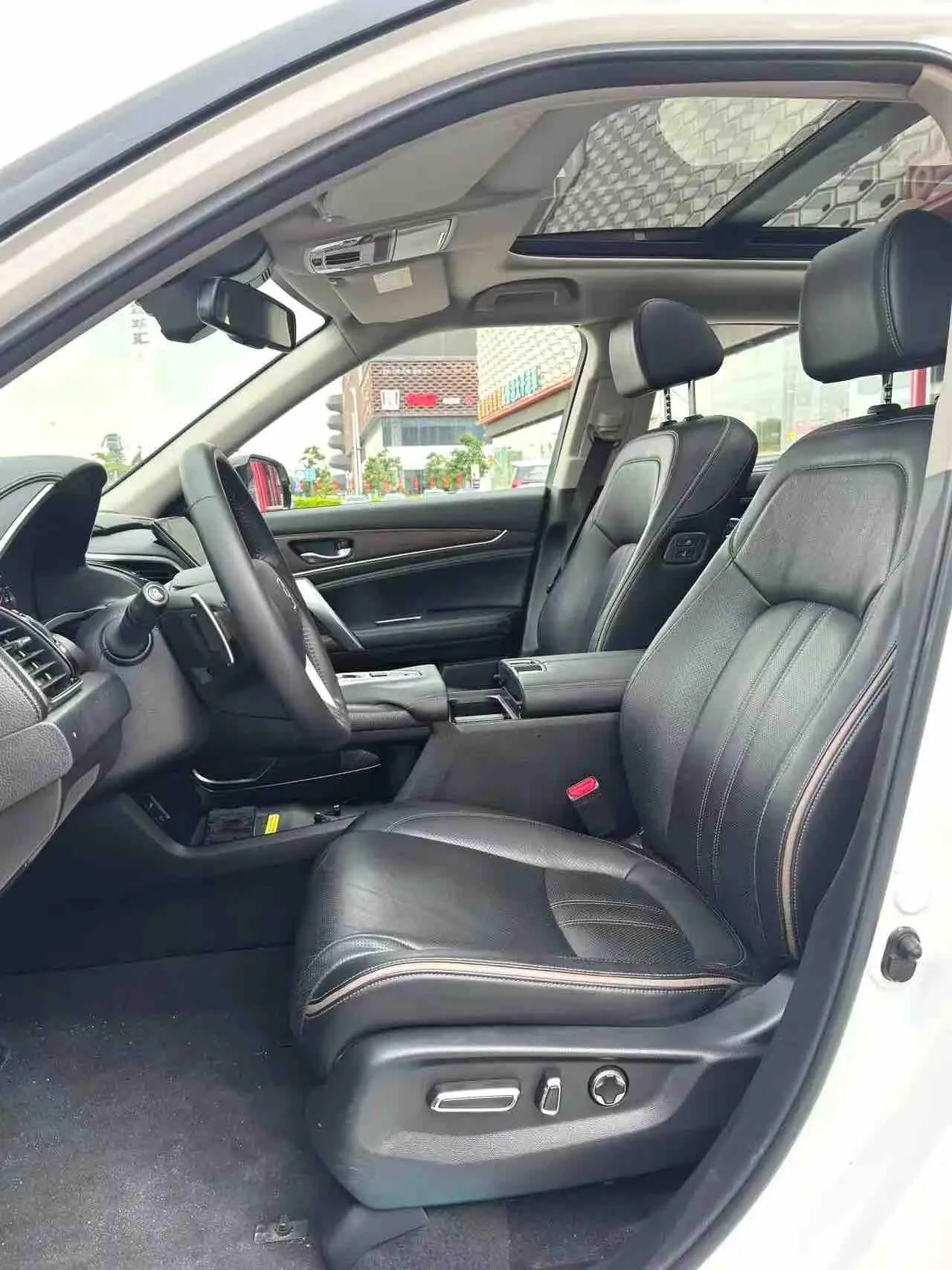 Honda 2020 Crown Road 2.0T 370TURBO Four-wheel Drive Extreme Edition Two-color Automatic Gear 7