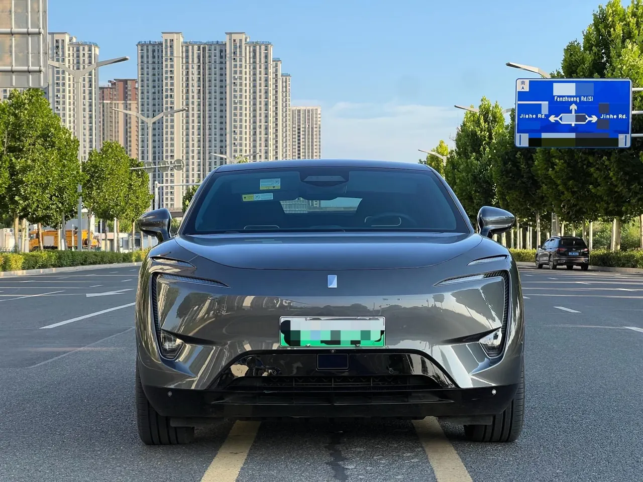 Avatr 2023 Avatr 11 HarmonyOS 90 kWh Rear-Wheel-Drive Automatic 2