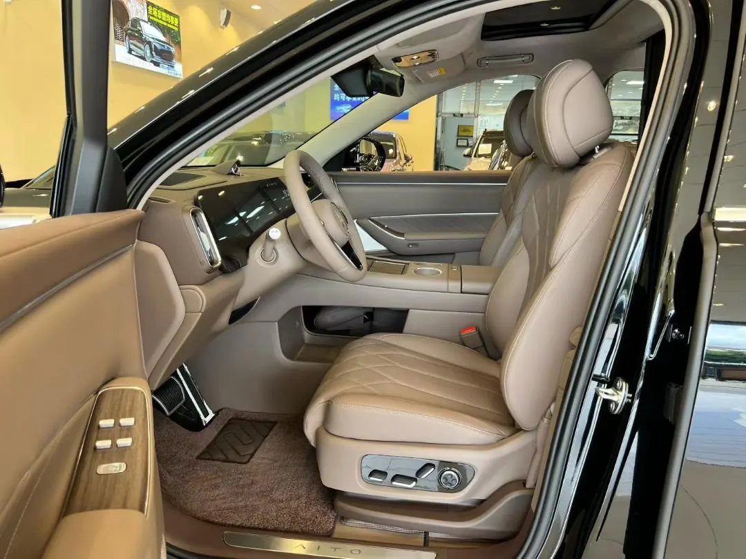 AITO 2025 AITO M8 Max Edition 53.4kWh 5-seat Edition (896-line laser Radar) Automatic Gear 3