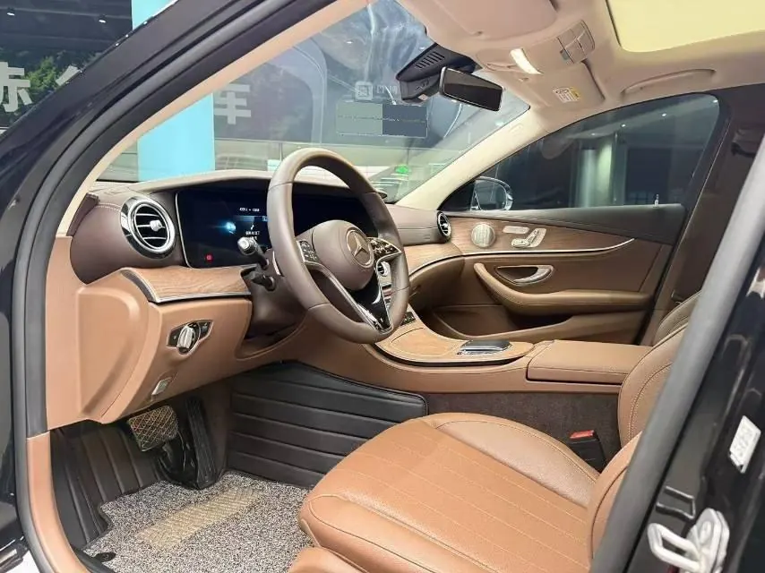 Mercedes Benz E Class 2022 E 300 L 2.0T Luxury (Change 2) Automatic Gear 3