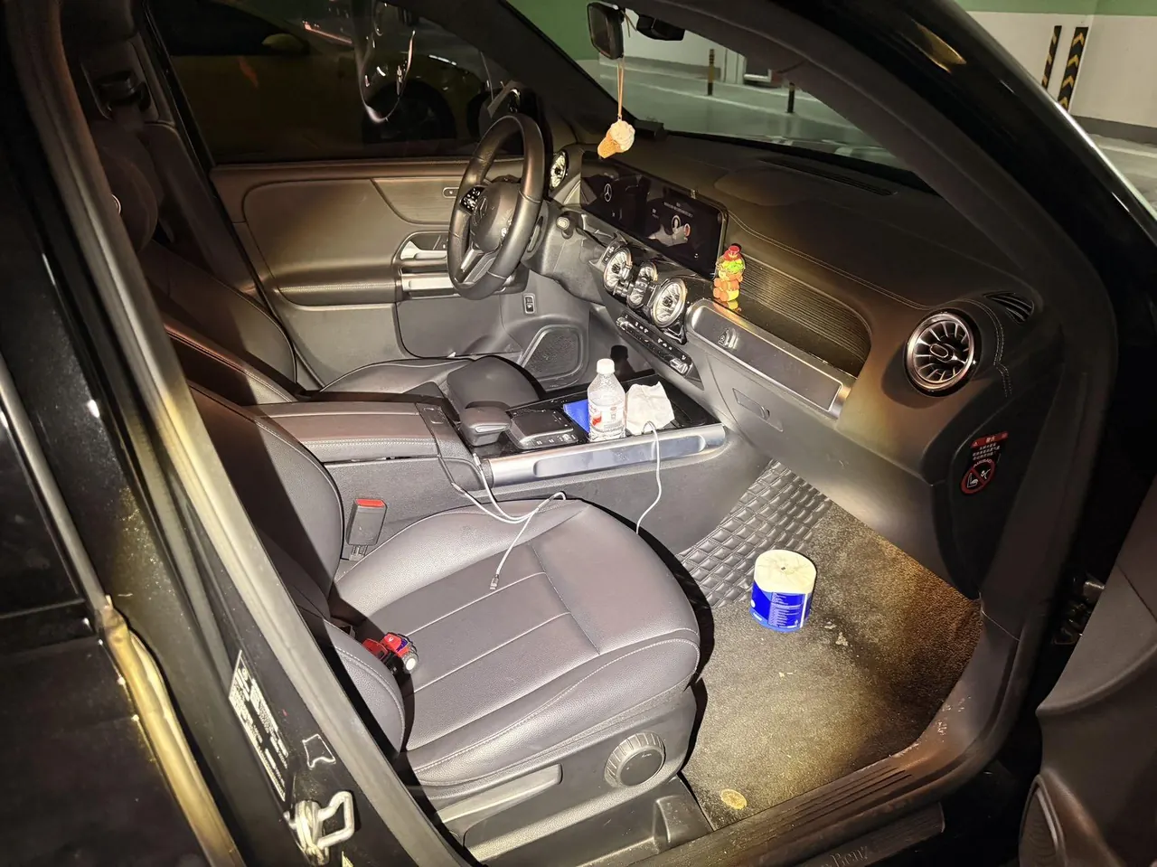 Mercedes Benz 2022 GLB 220 4MATIC 2.0T automatic gear 5