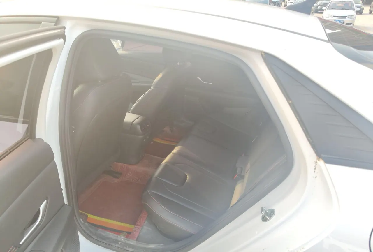 Hyundai 2022 Elantra-Sanxiang 1.5 Stepless 20th Anniversary Automatic Gear 2